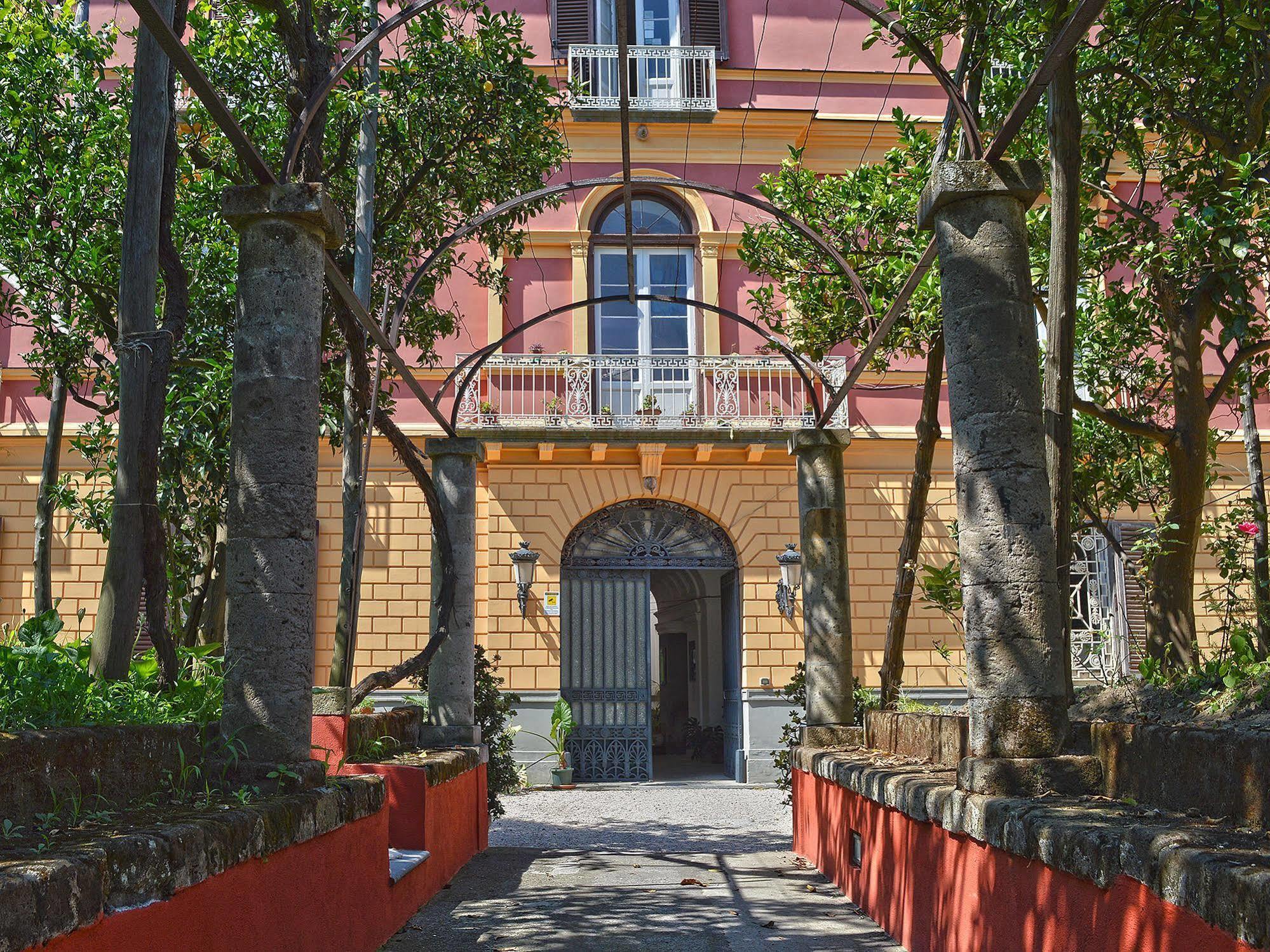 The Secret Garden Relais Hotel Piano di Sorrento Exterior photo